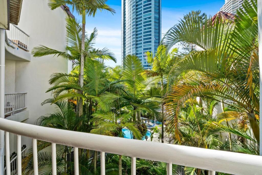 Coco Bella Dream In Surfers Paradise Gold Coast Exterior photo